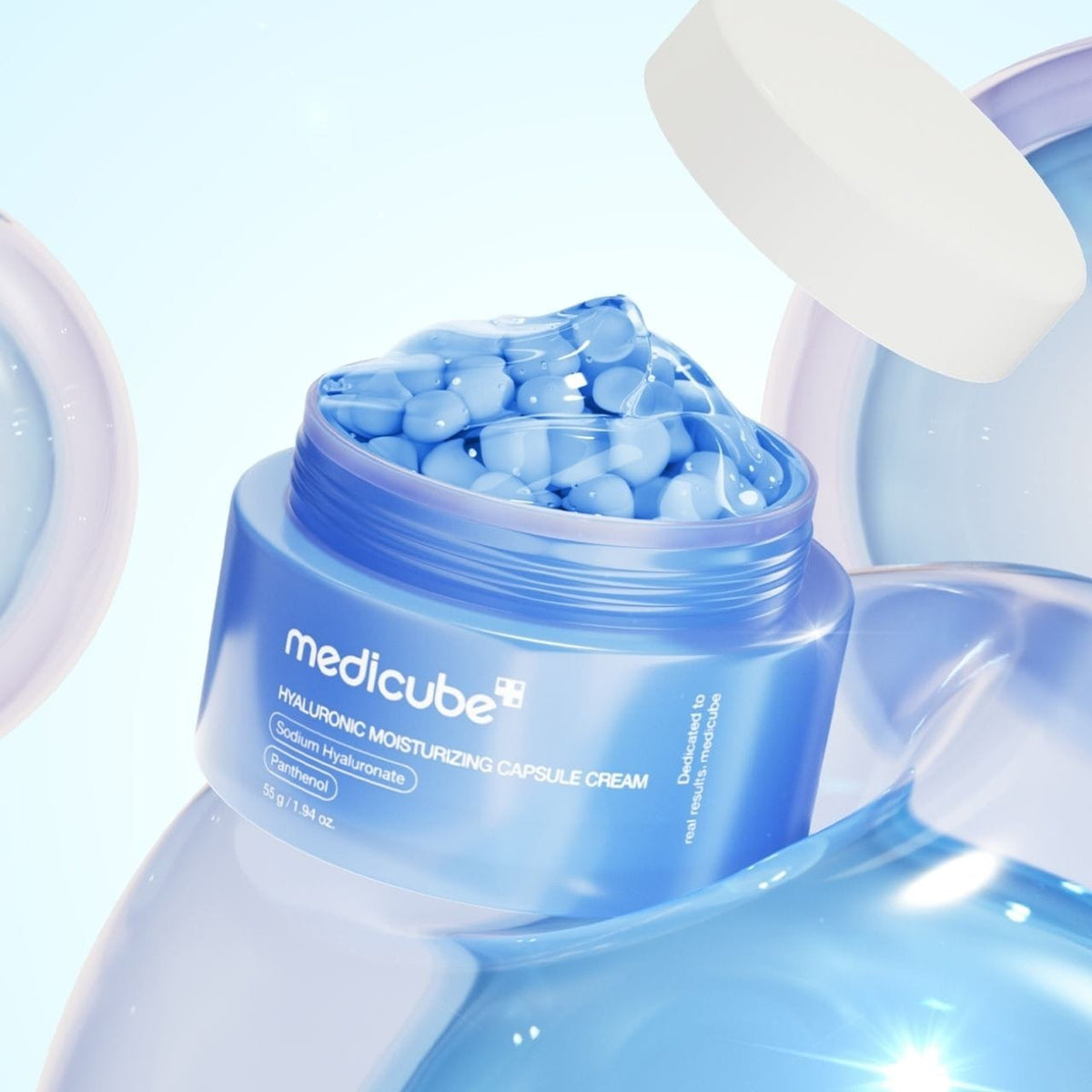 „Medicube“ hialurono rūgšties drėkinamasis kremas kapsulėse – 55 g