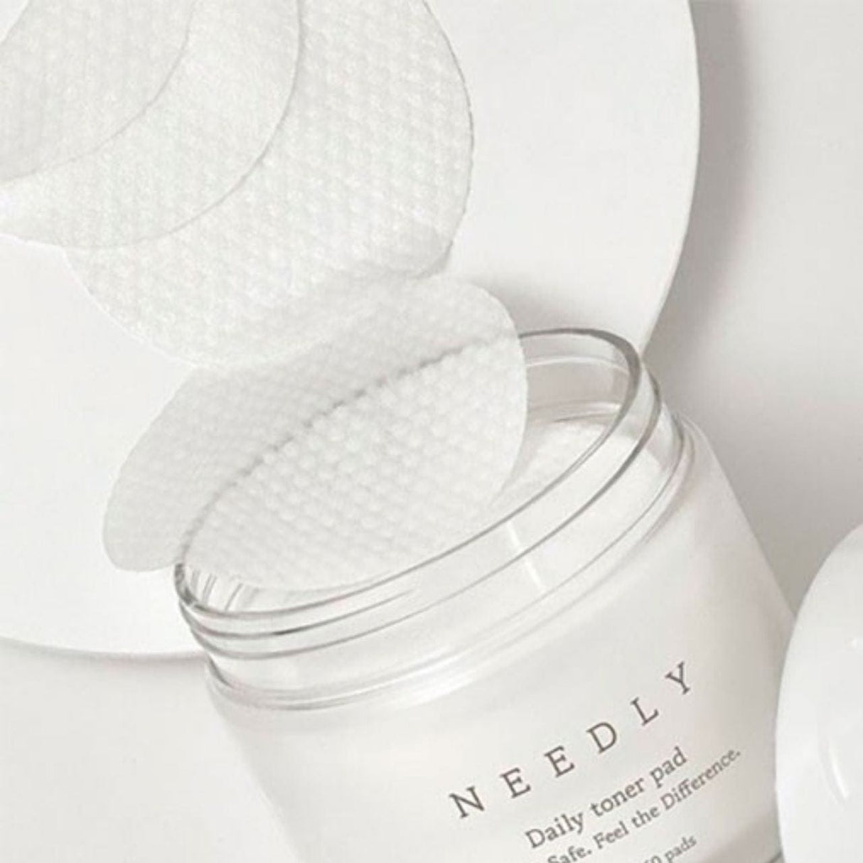 Needly Daily Toner Pad Exfoliating - 80 Pieces