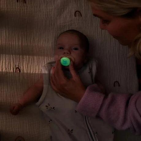 Philips Avent Ultra Start Night, Glow-in-The-Dark Pacifier, 0-2 Months - 2 Pieces
